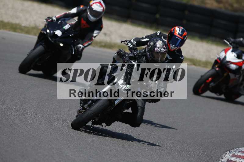 Archiv-2023/28 05.06.2023 Moto Club Anneau du Rhin/blanc-novice/3